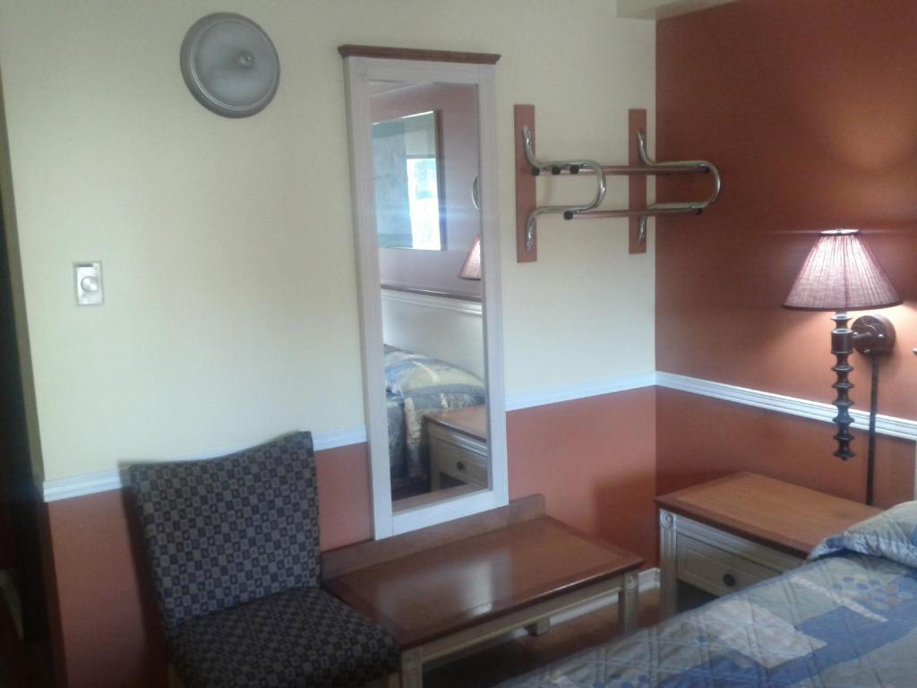 Budget Inn 2000 Hamilton Cameră foto